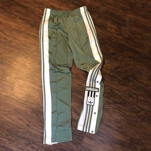 NWOT ADIDAS ORIGINALS SNAP PANTS